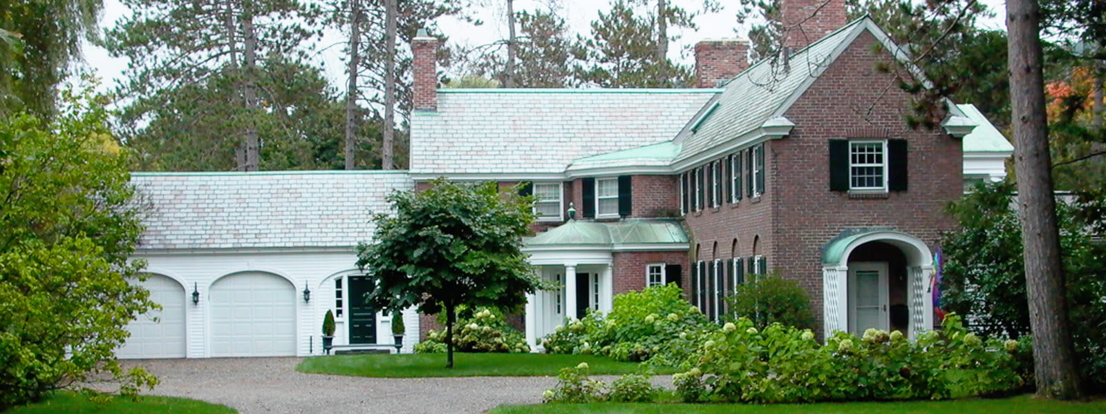 Pinnacle Realty Team